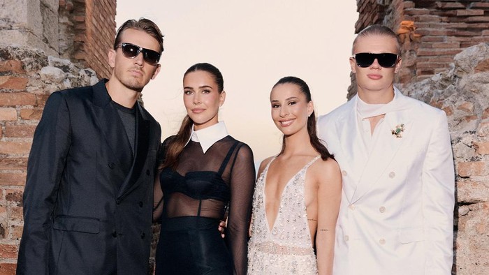 Double Date di Dolce & Gabbana, Erling Haaland dan Sander Berge Tampil Stylish Bareng Sang Kekasih