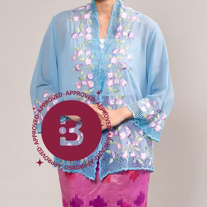 Get The Look: Inspirasi Gaya Berkebaya Kasual ala Maudy Ayunda