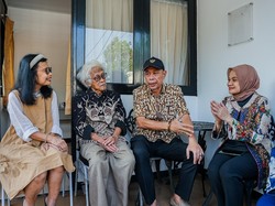 Sambangi Anak Sayuti Melik, Wamensos Pastikan Kebutuhan Terpenuhi