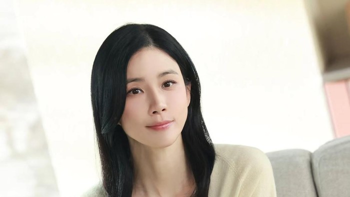 Lee Bo Young Dapat Tawaran Jadi Penyelidik Keluarga di Drakor Hukum Komedi Baru