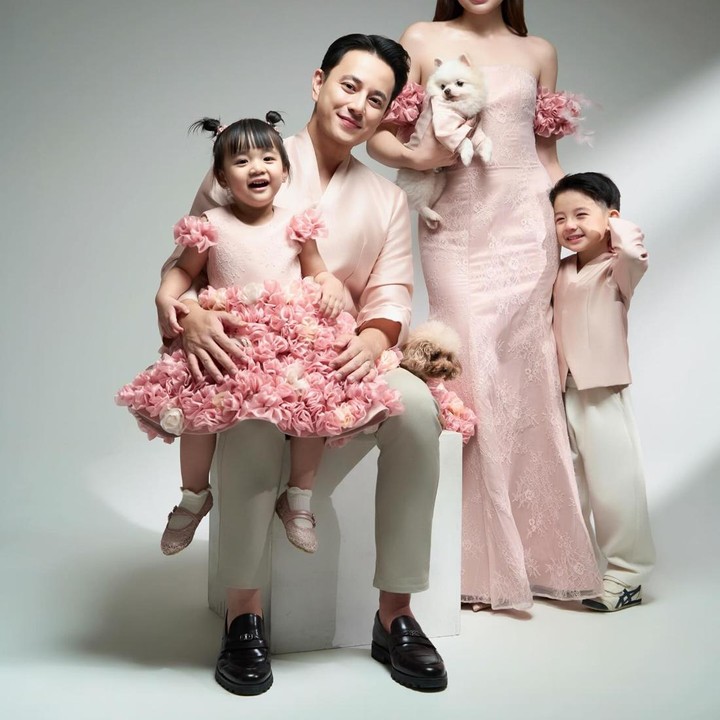 <p>Pasangan Billy Davidson dan Patricia Devina memiliki dua anak. Anak pertama mereka yang bernama Pierce Davidson, sebentar lagi berusia 5 tahun, Bunda. Pierce yang lahir pada 21 Oktober 2021 ini tumbuh menjadi anak yang aktif dan ceria. (Foto: Instagram @pattdevdex)</p>