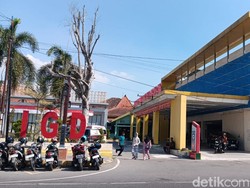 2 Korban Ledakan Gudang Amunisi Madiun Masih Dirawat di RSUD Caruban