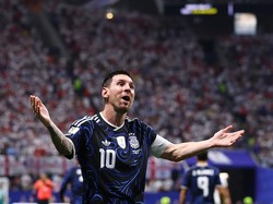 Soccer Football - FIFA World Cup 2026 - Semi Final - England v Argentina - Atlanta Stadium, Atlanta, Georgia, U.S. - July 15, 2026 Argentina's Lionel Messi celebrates after Lautaro Martinez scores their second goal REUTERS/Agustin Marcarian
