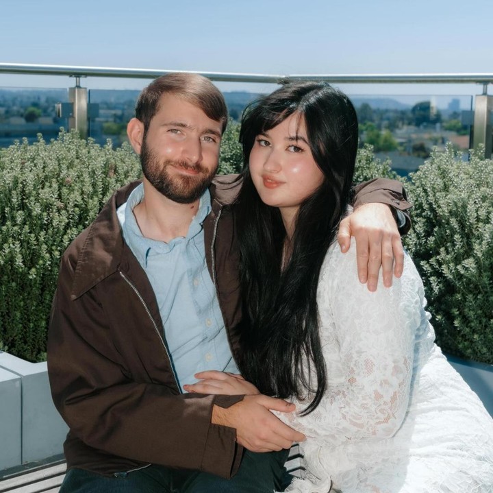 <p>Kehidupan pasangan artis memang tak lepas dari sorotan. Begitu juga dengan pasangan Stephanie Poetri dan suami bulenya asal Amerika Serikat, Asher Novkov Bloom. (Foto: Instagram @stephaniepoetri)</p>