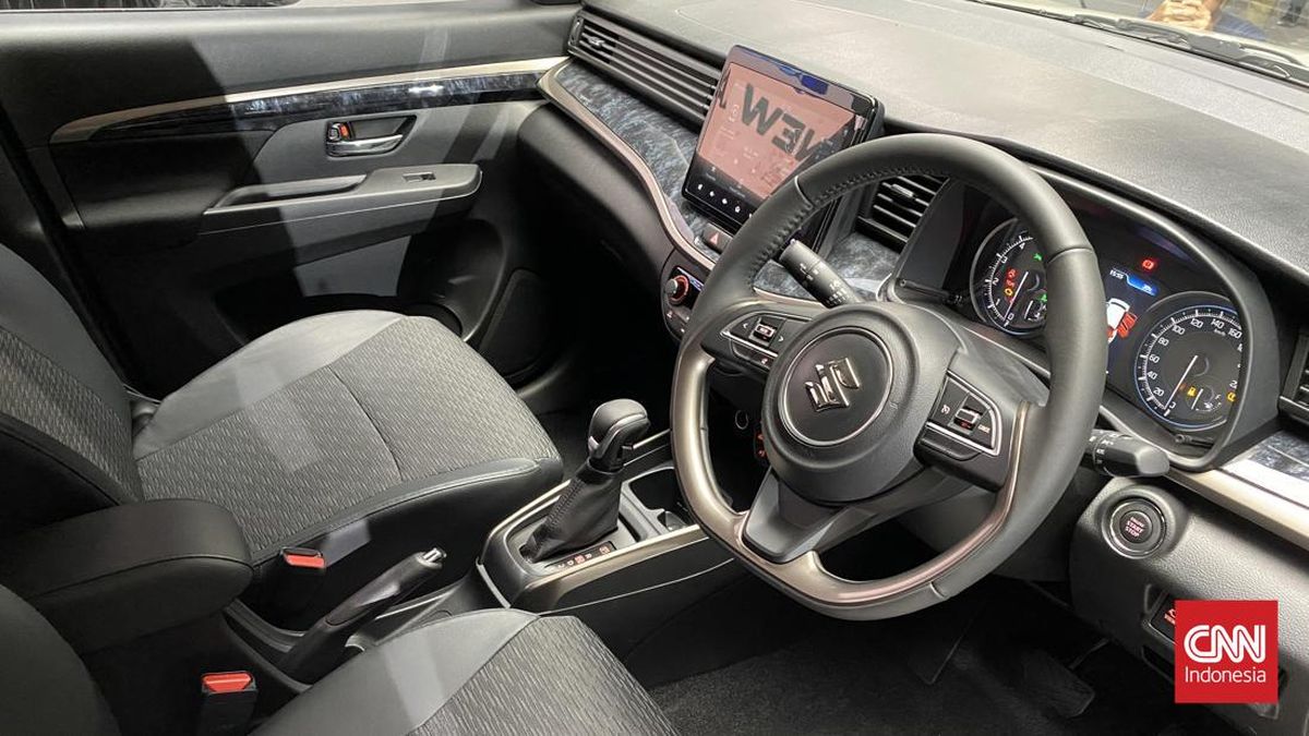 Mengintip Suasana Interior di Suzuki XL7 Terbaru, Apa yang Beda?