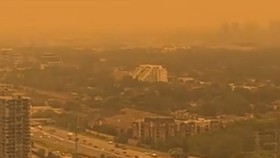 Langit Toronto Berubah Warna Oranye Imbas Kebakaran Hutan