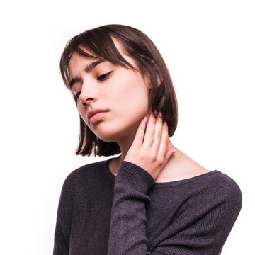 Leher Hitam Bikin Nggak Pede? Ini 3 Tips Mengatasinya