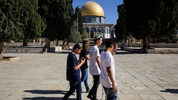 Israel Serbu Al Aqsa hingga Rusak Sekolah di Yerusalem Timur Palestina