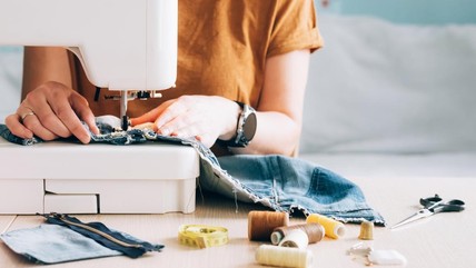 5 Rekomendasi Mesin Jahit untuk Pemula yang Bagus & Awet