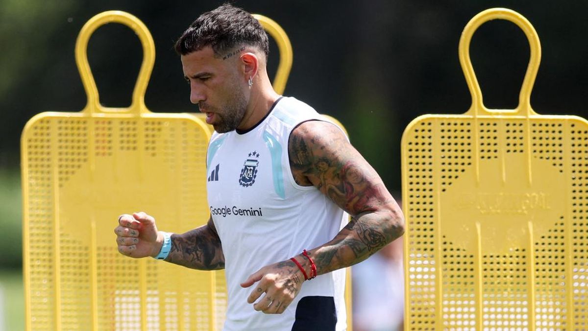 Nicolas Otamendi Resmi Pensiun dari Timnas Argentina
