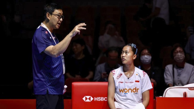 Putri KW mengalahkan Wang Zhi Yi pada babak perempat final Japan Open 2026 di Tokyo Metropolitan Gymnasium, Tokyo, Jumat (17/7) siang waktu Indonesia.