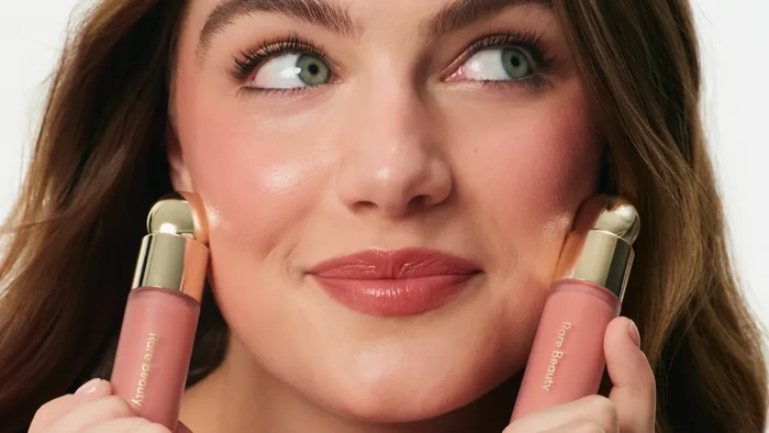 Rare Beauty Soft Pinch Liquid Blush yang jadi produk best seller