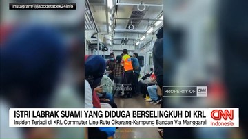 VIDEO: Istri Labrak Suami yang Diduga Berselingkuh di KRL