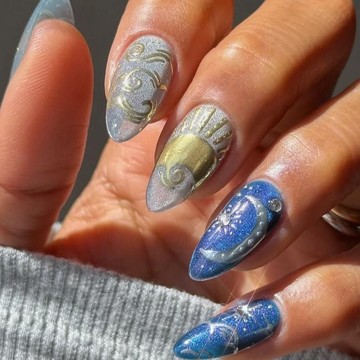 7 Inspirasi Velvet Manicure untuk Musim Panas yang Elegan dan Stylish