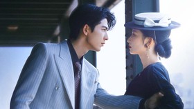 Zhang Linghe dan Wang Churan dalam drama China Overdo (2026).