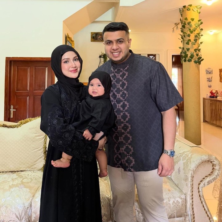 <p>"Banyak banget bilang ini prank wkwkw. Beneran aku hamil, sudah 4 bulan sekarang, guys. Aku pun kaget pas awal, cuma happy. Alhamdulillah, MasyaAllah. Minta doanya ya, guys," tulis Miskah di Story. Foto: Instagram @miskashf</p>