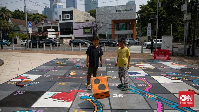 Pameran seni rupa Jakarta Provoke! 2026 kembali digelar sebagai ruang apresiasi bagi para seniman kontemporer untuk menampilkan karya-karya yang merefleksikan dinamika kehidupan ibu kota. (CNN Indonesia/Adi ibrahim)