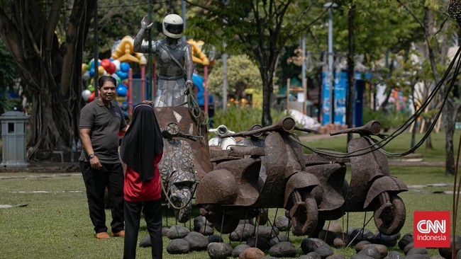 Pameran seni rupa Jakarta Provoke! 2026 kembali digelar sebagai ruang apresiasi bagi para seniman kontemporer untuk menampilkan karya-karya yang merefleksikan dinamika kehidupan ibu kota. (CNN Indonesia/Adi ibrahim)