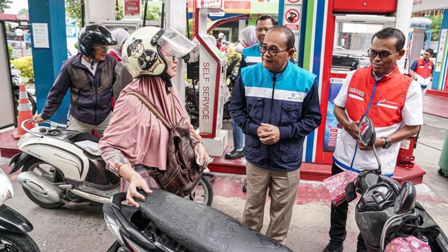BPH Migas Kawal Distribusi BBM di Sumbagut, Antrean SPBU Terurai