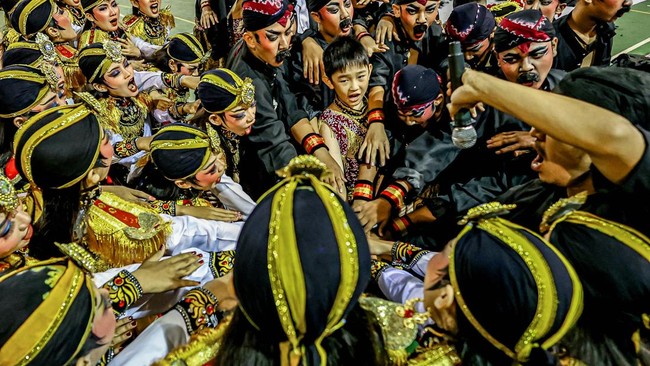 Reog Ponorogo Terus Berjaya di Pundak Generasi Muda