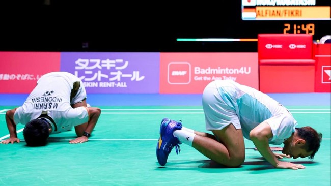 Fajar Alfian/Muhammad Shohibul Fikri saat menghadapi Takuro Hoki/Yugo Kobayashi di semifinal Japan Open 2026. (Arsip PBSI)