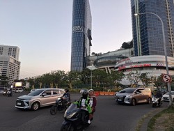 Pengelola Bantah Krisis Ekonomi di Balik Pemasangan Pagar Sejumlah Mal