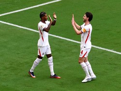 Soccer Football - FIFA World Cup 2026 - Bronze Final - France v England - Miami Stadium, Miami Gardens, Florida, U.S. - July 18, 2026 England's Declan Rice celebrates scoring their first goal with Marcus Rashford REUTERS/Marco Bello