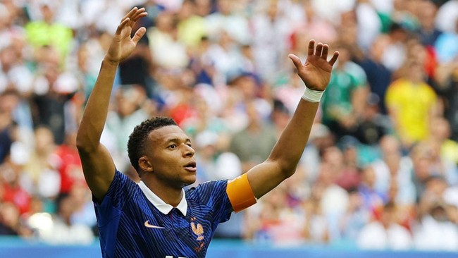 Kylian Mbappe kini sudah mencetak 10 gol di Piala Dunia 2026 meninggalkan Lionel Messi.