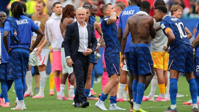 Soccer Football - FIFA World Cup 2026 - Bronze Final - France v England - Miami Stadium, Miami Gardens, Florida, U.S. - July 18, 2026 France coach Didier Deschamps reacts after the match IMAGN IMAGES via Reuters/Sam Navarro