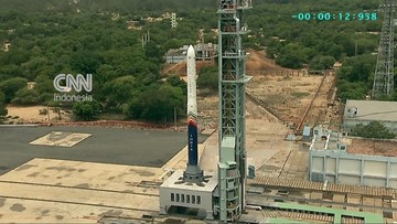 Detik-detik Peluncuran Perdana Roket India Vikram-1 Sukses Mengorbit