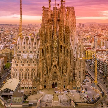 5 Kota Wisata Paling Populer di Spanyol yang Wajib Masuk Bucket List Kamu