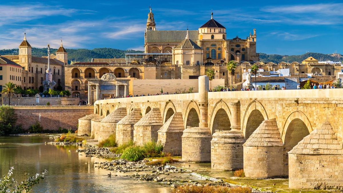 8 Daftar Kota Cantik di Spanyol, Wajib Masuk Wishlist Liburan