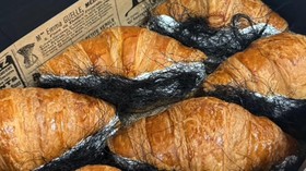 croissant berambut viral