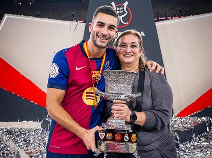 Ferran Torres Antar Spanyol Juara Piala Dunia 2026, Begini Potret Kedekatannya dengan Ibunda