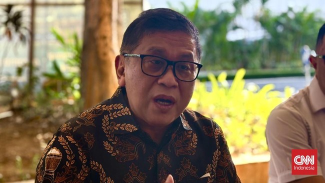 Sekretaris Jenderal PDI Perjuangan (PDIP) Hasto Kristiyanto membantah tudingan yang menyebut partainya sebagai dalang atau pengendali di balik rangkaian aksi demonstrasi yang terjadi di berbagai daerah di Indonesia selama setahun terakhir.