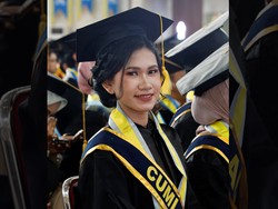 Diterima di BI Sebelum Lulus-Jadi Wisudawan Terbaik UPNV Jogja, Apa Kiat Bulan?