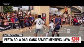 Kawasan Menteng Jaya, di Kelurahan Menteng Jakarta Pusat, Belakangan Ini Jadi Sorotan, Berkat Hadirnya Liga Aspal.

Berbeda Dengan Liga Sepak Bola Pada Umumnya, Liga Aspal Ala Anak Anak Menteng Jaya Digelar Di Ruas Jalan Sempit, Sebelah Jalur Rel K