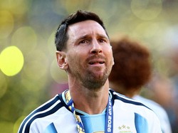 Soccer Football - FIFA World Cup 2026 - Final - Spain v Argentina - New York/New Jersey Stadium, East Rutherford, New Jersey, U.S. - July 19, 2026 Argentina's Lionel Messi looks dejected after losing the World Cup final  REUTERS/Agustin Marcarian