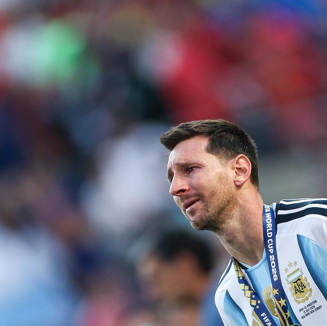 Argentina's forward #10 Lionel Messi reacts after losing the 2026 World Cup football tournament final match between Spain and Argentina at the New York/New Jersey Stadium in East Rutherford on July 19, 2026.  (Photo by PATRICIA DE MELO MOREIRA / AFP)