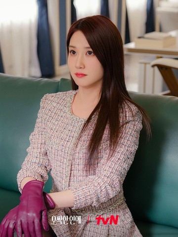 8 Potret Transformasi Penampilan Park Eun Bin di Berbagai Drakor Populer