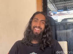 Viral Mirip Yesus, Faiq Pedagang Kambing Kota Batu Banjir Tawaran Endorse
