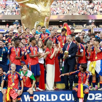 Dukung Timnas, Keluarga Kerajaan Spanyol Pakai Outfit Merah di Final Piala Dunia 2026