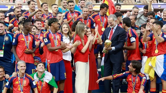 Dukung Timnas, Keluarga Kerajaan Spanyol Pakai Outfit Merah di Final Piala Dunia 2026