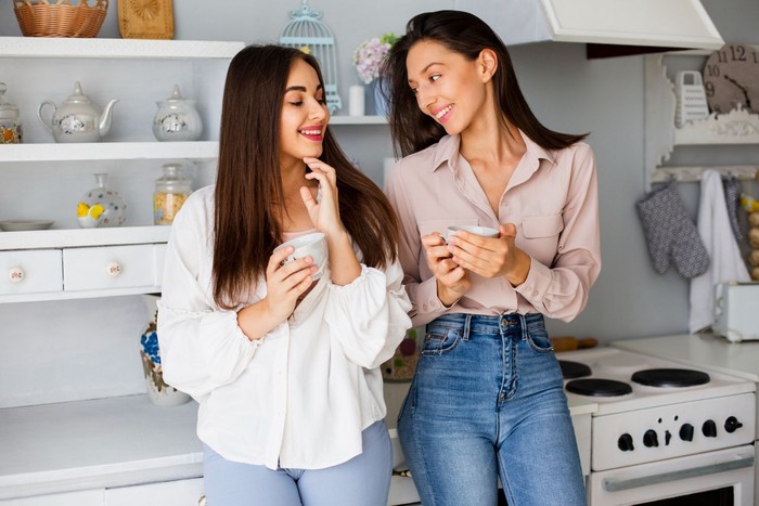 Cara mengenali perempuan berkualitas tinggi adalah mereka berempati, sekaligus memiliki batasan yang sehat. Cara mengenali perempuan berkualitas tinggi adalah mereka berempati, sekaligus memiliki batasan yang sehat.