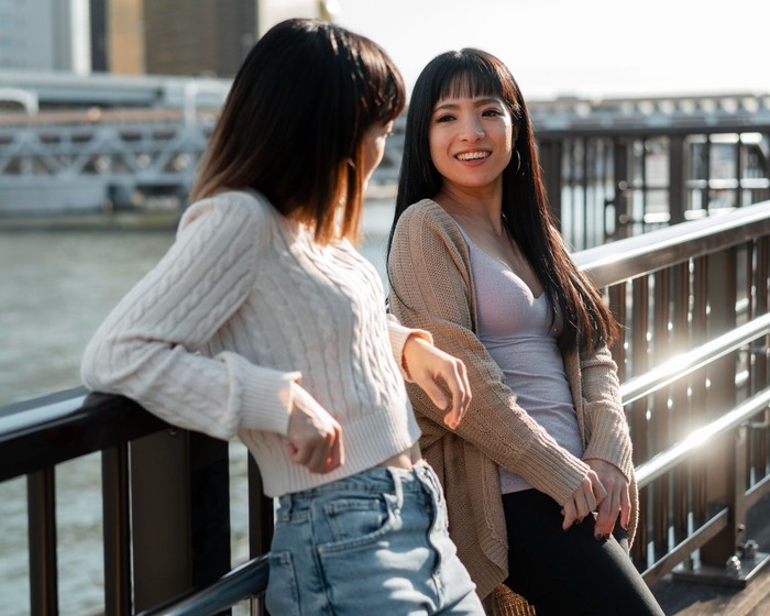 Cara mengenali perempuan berkualitas tinggi yang dilihat dari ucapannya sehari-hari. Cara mengenali perempuan berkualitas tinggi yang dilihat dari ucapannya sehari-hari.