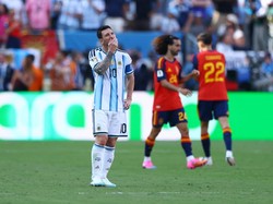 Soccer Football - FIFA World Cup 2026 - Final - Spain v Argentina - New York/New Jersey Stadium, East Rutherford, New Jersey, U.S. - July 19, 2026 Argentina's Lionel Messi looks dejected after Spain's Ferran Torres scores their first goal REUTERS/Han