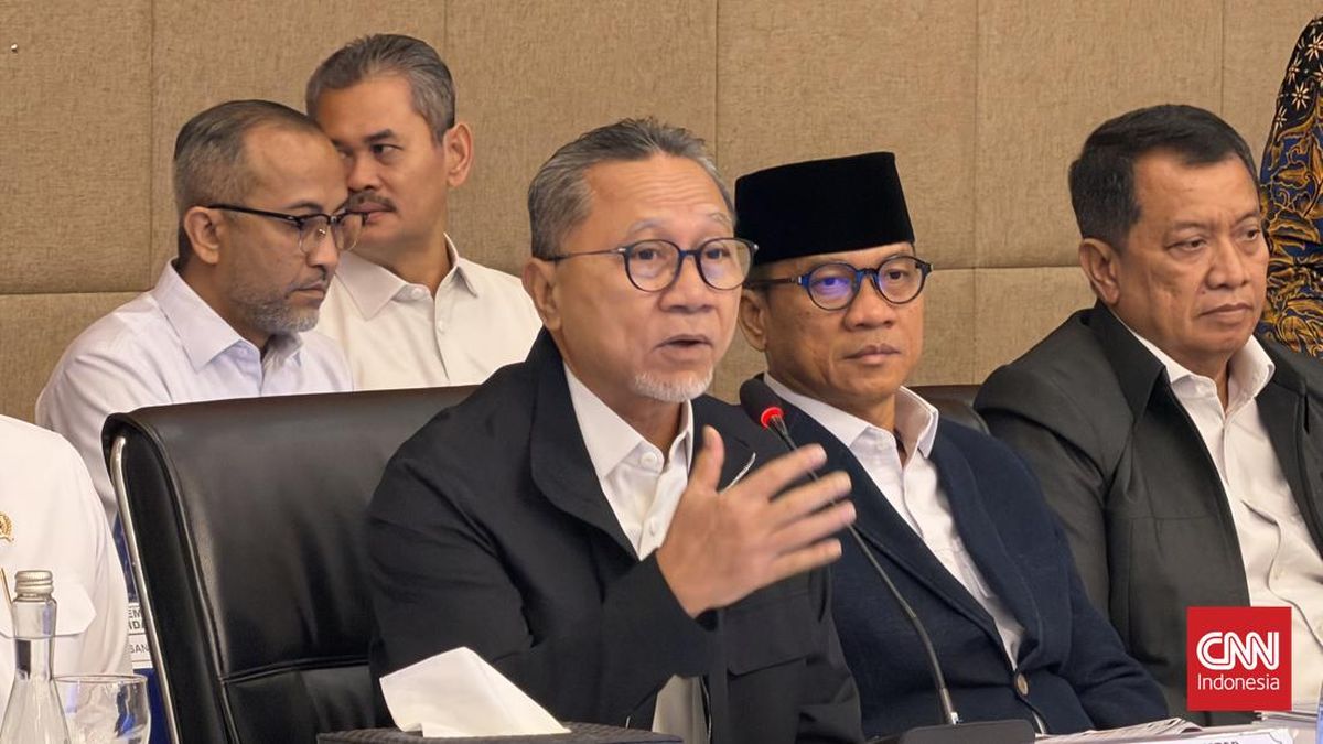 Stok Aman, Zulhas Minta Bulog Operasi Pasar Demi Tekan Harga Beras