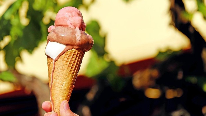 5 Tren Es Krim yang Viral di Media Sosial, Sudah Coba yang Mana?