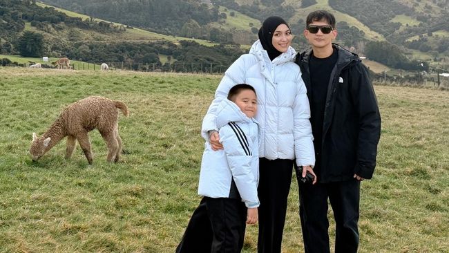 Keseruan Citra Kirana dan Rezky Adhitya Kembali Ajak Anak Campervan Keliling New Zeland