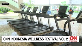 CNN Indonesia Wellness Festival Vol. 2 kembali hadir dengan konsep yang lebih meriah mulai hari ini. Beragam aktivitas kebugaran dapat diikuti oleh para pengunjung, dipandu langsung oleh instruktur berpengalaman.
Di venue South Quarter Dome, Cilanda